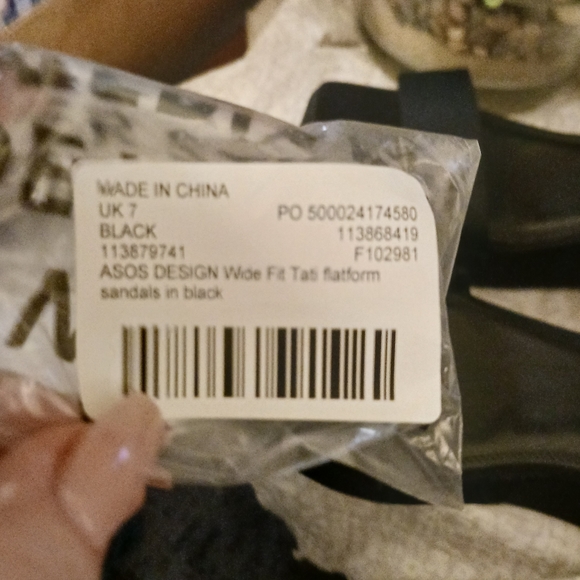 Ankle strap platforms - Picture 4 of 6